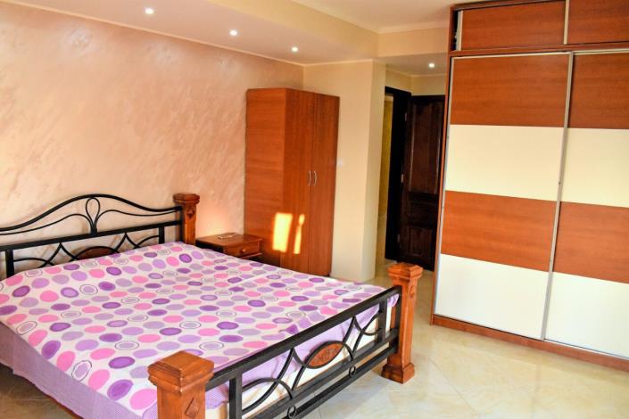 Image No.7-Maison de 4 chambres à vendre à Bar