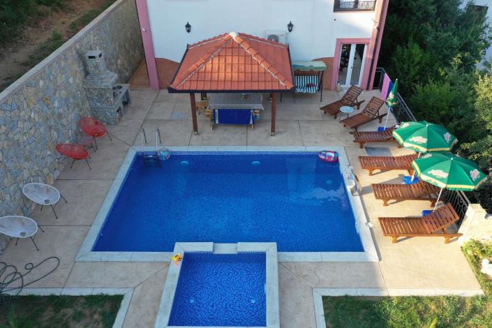 Image No.4-Maison de 4 chambres à vendre à Bar