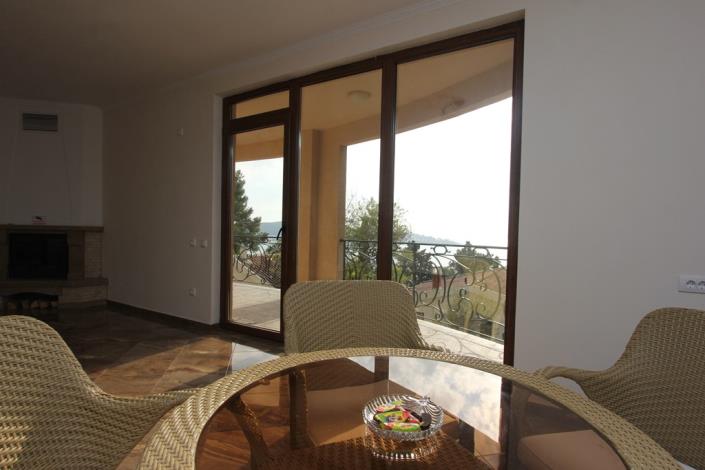 Image No.1-4 Bed House/Villa for sale