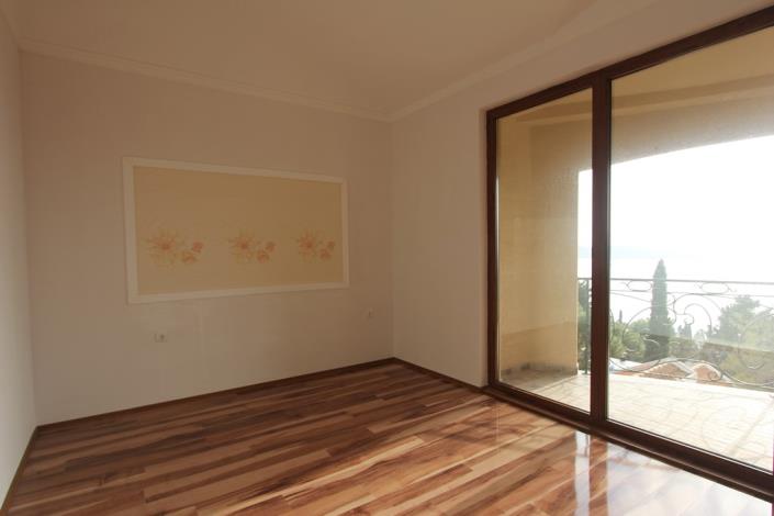 Image No.13-4 Bed House/Villa for sale