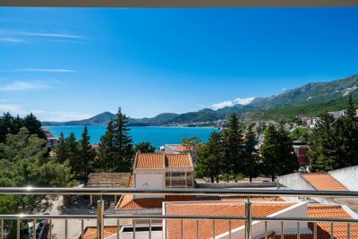 Apartment-with-sea-view-for-rent-in-Budva--10-