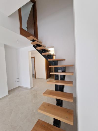 Image No.1-Appartement de 3 chambres à vendre à Igalo