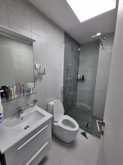 Image No.12-3 Bed Apartment for sale