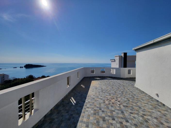Image No.1-9 Bed Villa for sale