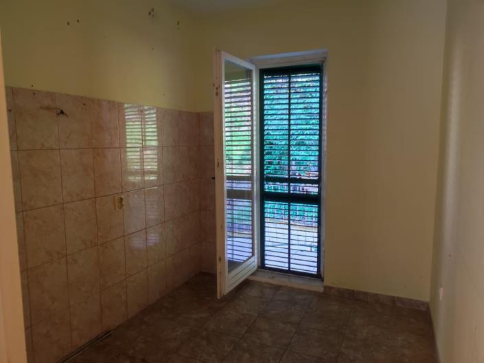 Image No.4-Maison de 4 chambres à vendre à Kotor