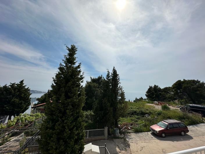 Image No.5-2 Bed House for sale