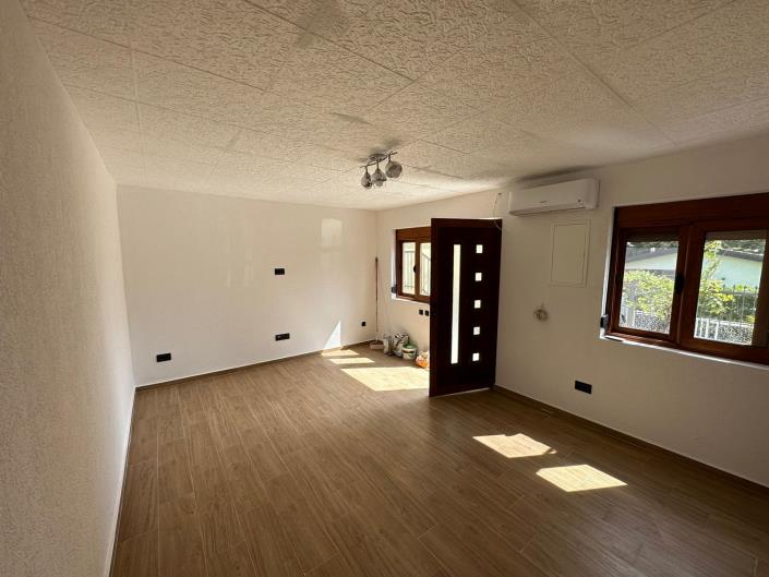 Image No.7-2 Bed House for sale