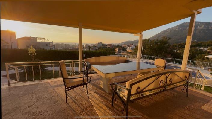 Image No.11-4 Bed House for sale