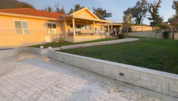 Image No.14-4 Bed House for sale