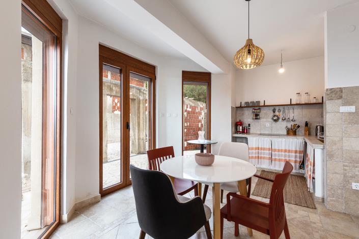 Image No.5-4 Bed House for sale