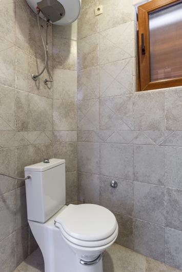 Image No.19-4 Bed House for sale