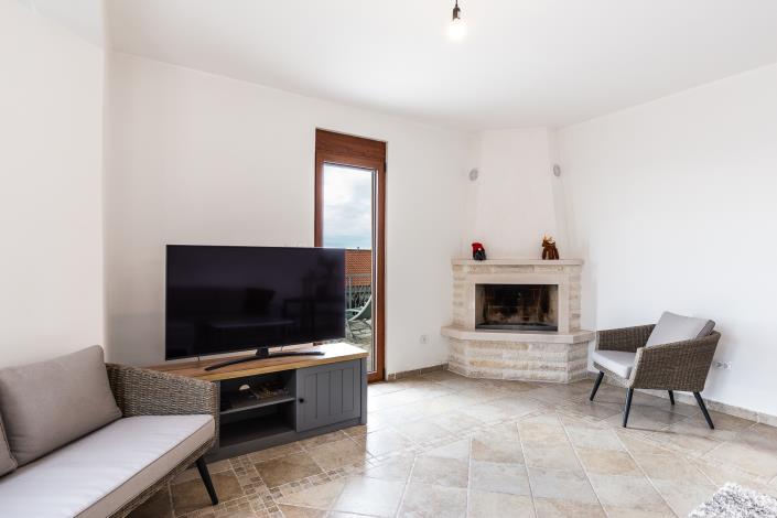 Image No.12-4 Bed House for sale