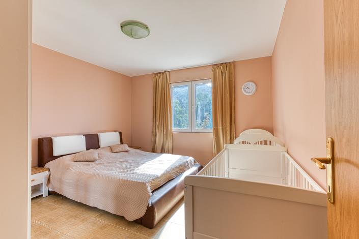 Image No.8-Maison de 4 chambres à vendre à Bar