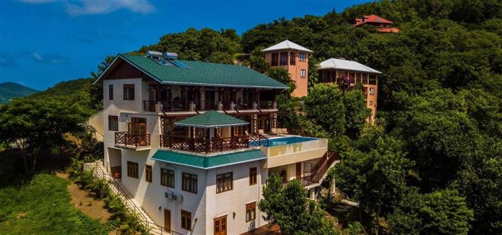 Image No.2-6 Bed Property for sale