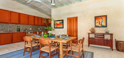 Firefly Beachfront Villa 2 Bed Image 2