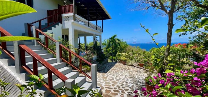 Image No.8-3 Bed Property for sale