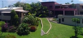 Image No.5-8 Bed Property for sale