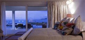 Image No.1-5 Bed Property for sale
