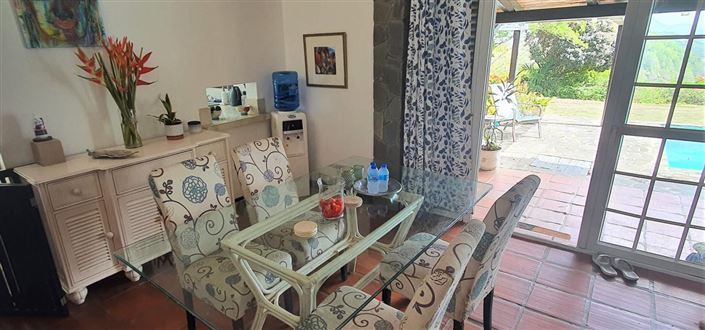 Image No.8-Propriété de 3 chambres à vendre à Cap Estate