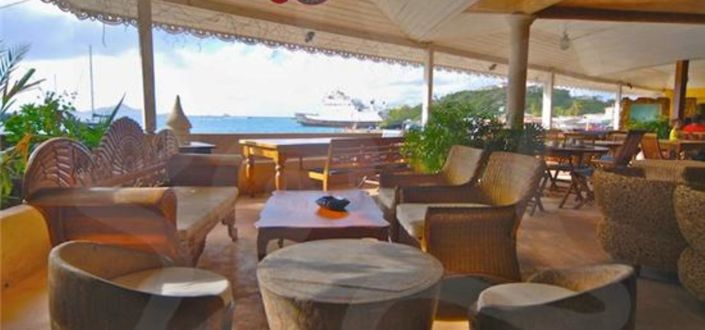 Image No.2-Propriété de 14 chambres à vendre à Union Island