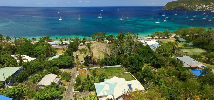 Image No.4-Propriété de 4 chambres à vendre à Lower Bay