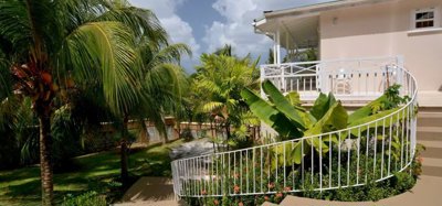 Francyn Villa Image 9