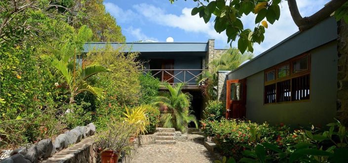 Image No.8-4 Bed Property for sale