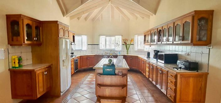 Image No.6-3 Bed Property for sale