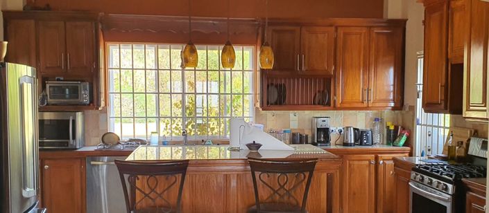 Image No.4-Propriété de 6 chambres à vendre à Cap Estate