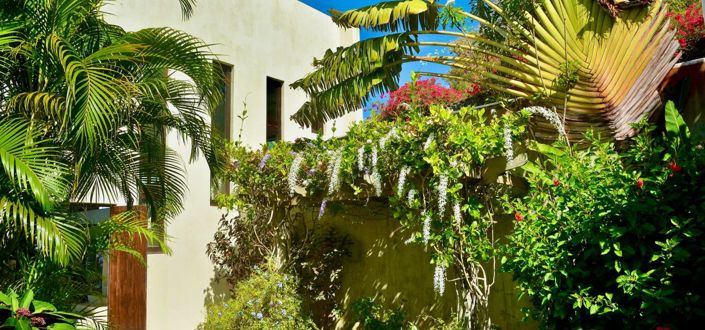 Image No.10-7 Bed Property for sale