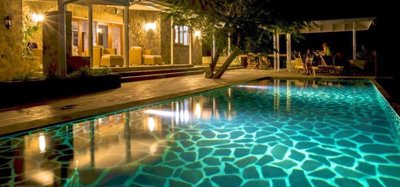 Crescent Villa Image 10