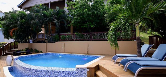 Image No.1-6 Bed Property for sale