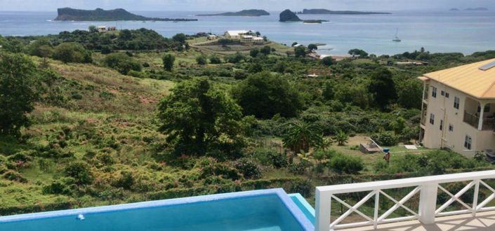 Image No.2-Propriété de 5 chambres à vendre à Carriacou