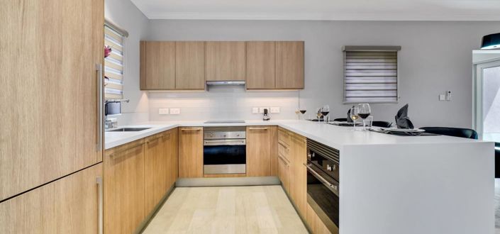 Image No.5-3 Bed Property for sale