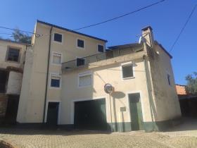 Image No.0-Maison de 4 chambres à vendre à Alvito Da Beira