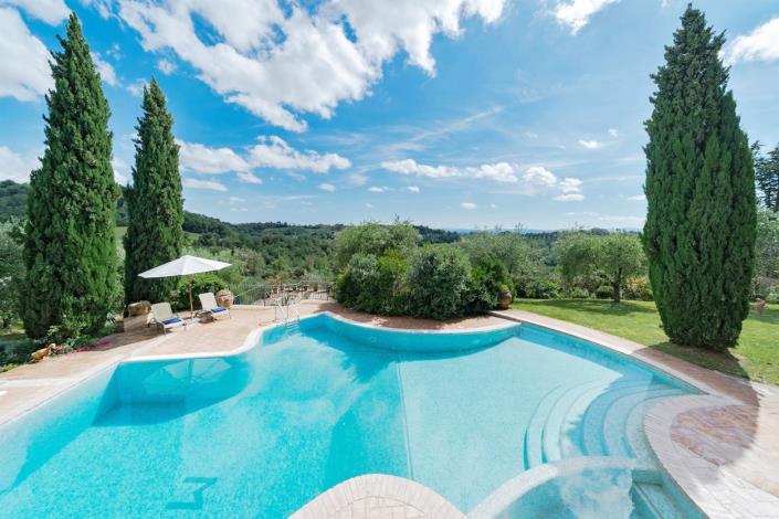 Image No.6-6 Bed Farmhouse for sale