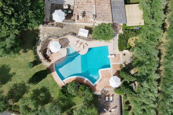 Image No.25-6 Bed Farmhouse for sale