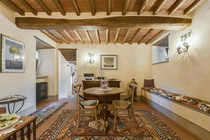 Image No.14-3 Bed Farmhouse for sale