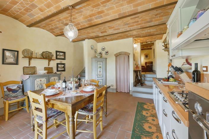 Image No.16-3 Bed Farmhouse for sale