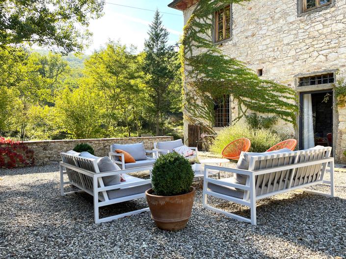 Image No.7-7 Bed Farmhouse for sale