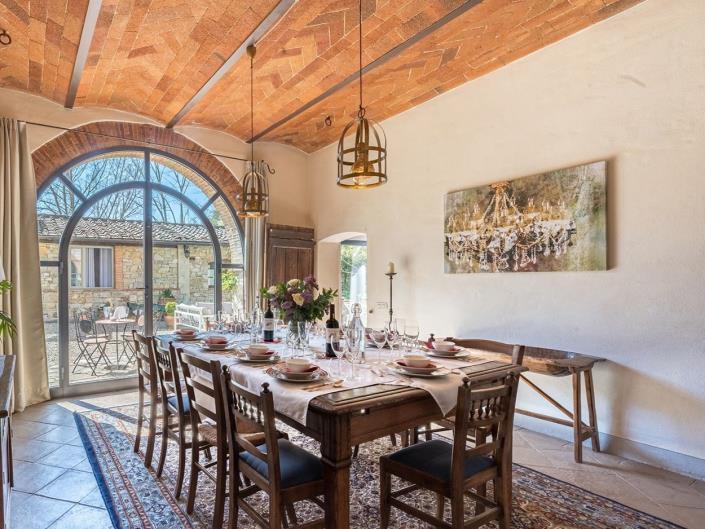 Image No.29-7 Bed Farmhouse for sale