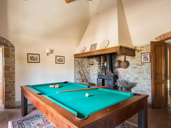 Image No.31-7 Bed Farmhouse for sale