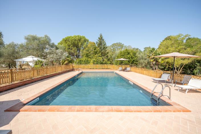 Image No.12-9 Bed Farmhouse for sale