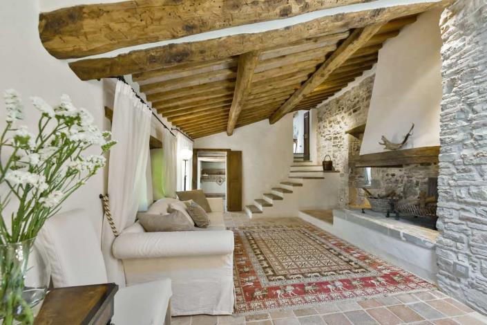 Image No.19-Maison de campagne de 4 chambres à vendre à Radda in Chianti