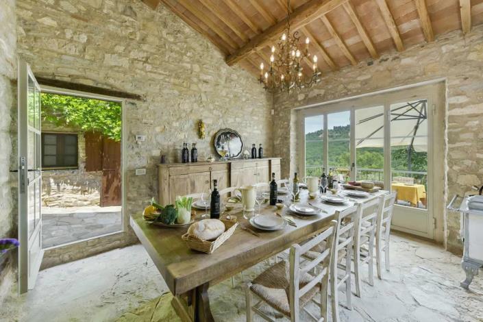 Image No.24-Maison de campagne de 4 chambres à vendre à Radda in Chianti