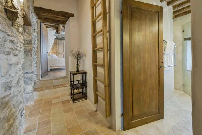 Image No.29-Maison de campagne de 4 chambres à vendre à Radda in Chianti