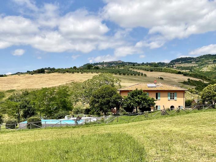 Image No.3-Villa de 4 chambres à vendre à Volterra