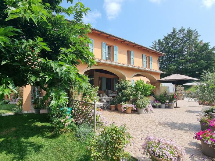 Image No.2-Villa de 4 chambres à vendre à Volterra