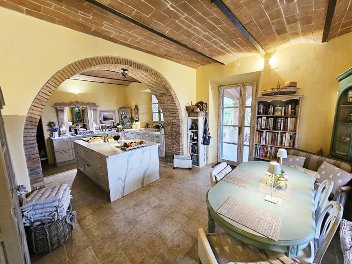 Image No.30-Villa de 4 chambres à vendre à Volterra