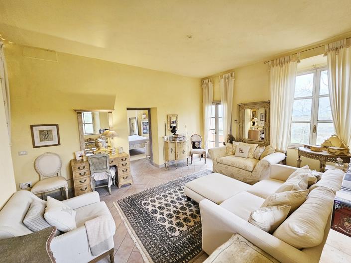 Image No.38-Villa de 4 chambres à vendre à Volterra